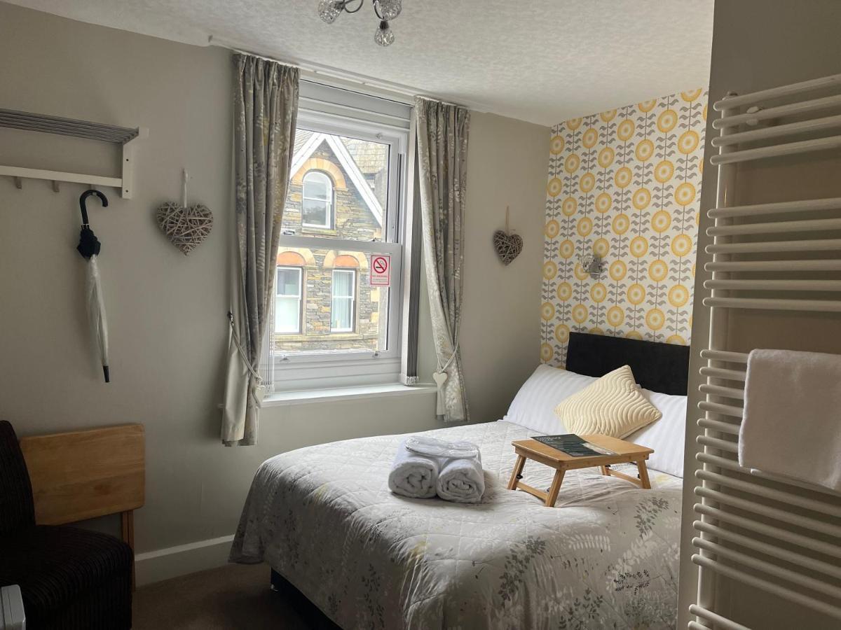 Cambridge House Room Only Accommodation For Adults Windermere Exteriör bild